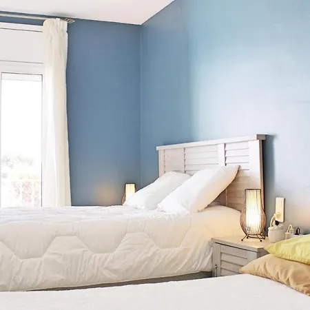 Awesome In W/ Outdoor Swimming Pool, Outdoor Swimming Pool And 3 Bedrooms Apartment