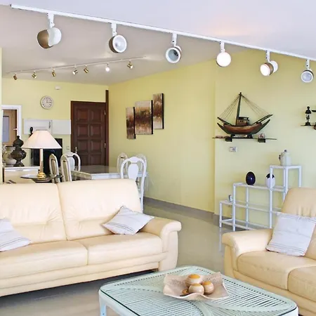 Awesome In W/ Outdoor Swimming Pool, Outdoor Swimming Pool And 3 Bedrooms Tossa de Mar