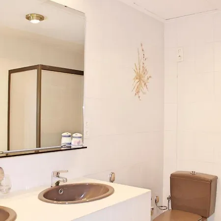 Apartment Awesome In W/ Outdoor Swimming Pool, Outdoor Swimming Pool And 3 Bedrooms *